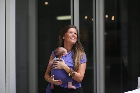 Boba Wrap is highly adjustable and can be shared between different wearers