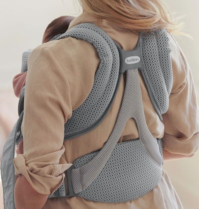 Baby Bjorn Baby Carrier BabyBjorn Free offers excellent back support, it doesn't have any storage pockets