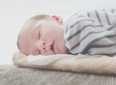 Can my baby sleep on the floor? can my baby sleep on the floor