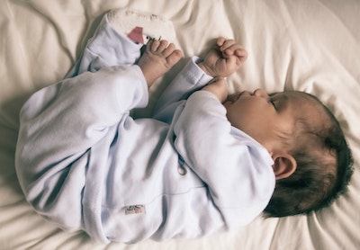 Best Sleeping Positions For Colic Baby