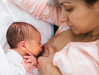 Best Breastfeeding hacks for new moms try Different Nursing Positions