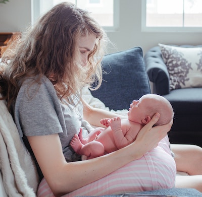 Genius Life Hacks For New Moms