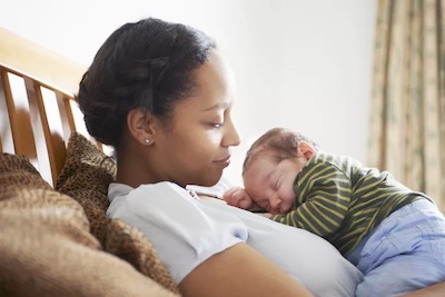Baby Rubbing Face On You - Possible Causes Baby Rubbing Face On You - Possible Causes