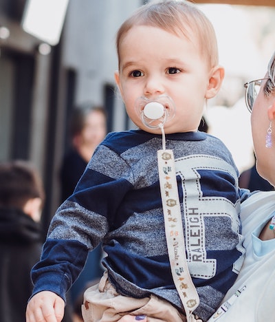 How long should pacifier clips be