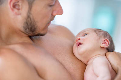 Newborn Baby Face Rubbing On Your Chest - What You Can Do? Newborn Baby Face Rubbing On Your Chest - What You Can Do?