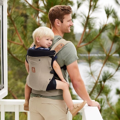 Lillebaby Elevate 6in1 Carrier can fit older and bigger children