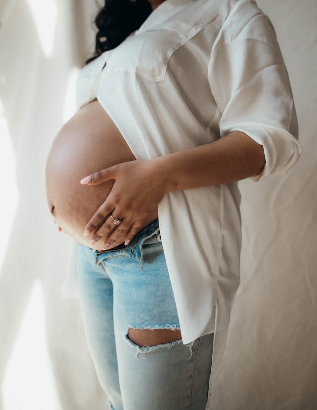Is It Normal For Clothes To Feel Tight At 10 Weeks?